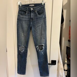 Levi’s 721 High Rise Skinny Distressed Blue Jeans Size 28